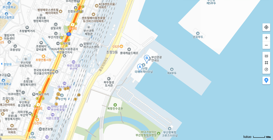 부산항국제전시컨벤션센터 위치 지도. 부산광역시 동구 충장대로 206, 부산항국제여객터미널 5층. 부산역 바로 동쪽 해안에 있습니다.